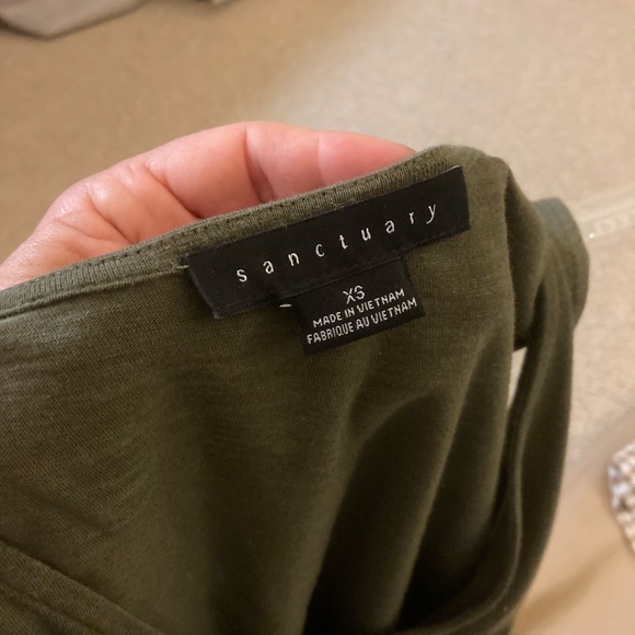 BCBG leather mini skirt, top and scarf - Picture 12 of 14